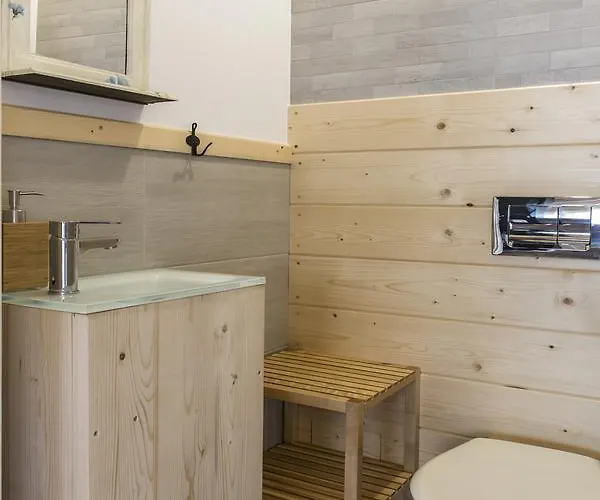 Udanypobyt Goralski Zakatek كوشتيليسكا